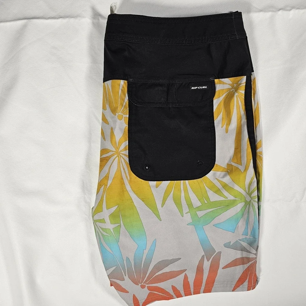 Rip Curl Mirage Board Shorts Mens 38 Tropical Floral Ultimate Stretch Surf Swim